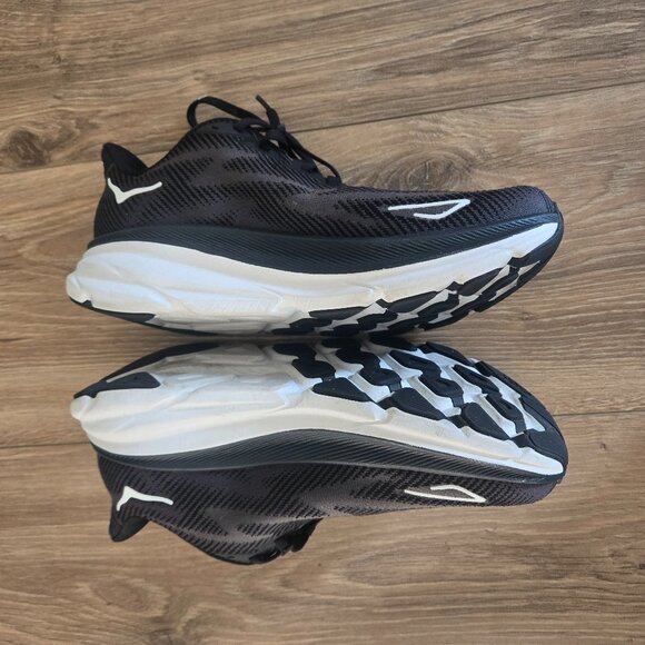 Hoka Women's Clifton 9 Shoes - Picture 6 of 9